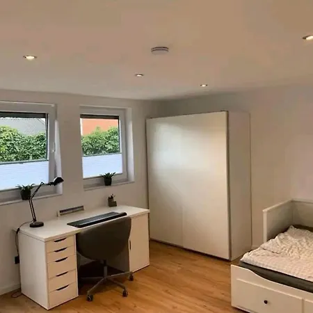公寓 Exklusive 40 Qm Ferienwohnung Mit 30 Qm Garten *